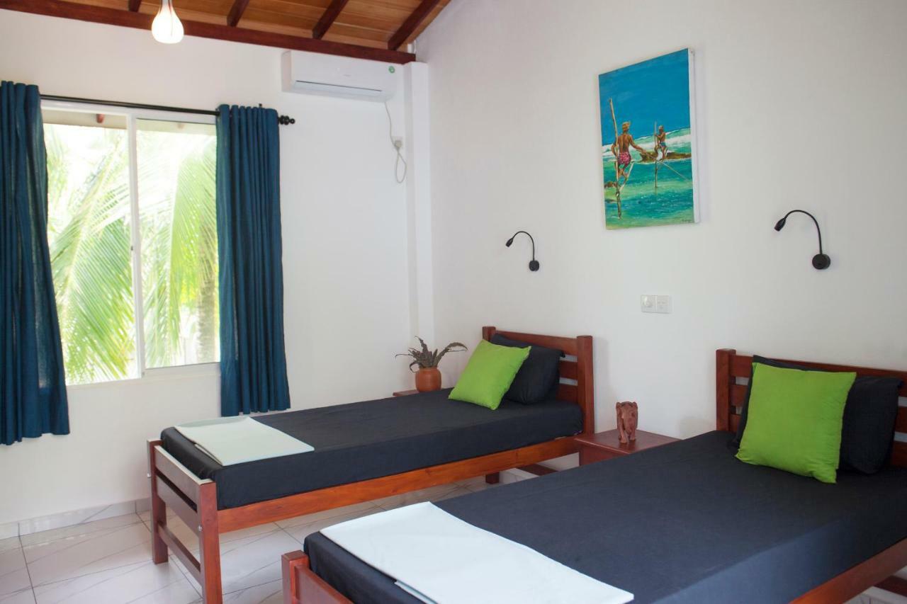 فندق Alvas House هيكادوفا المظهر الخارجي الصورة